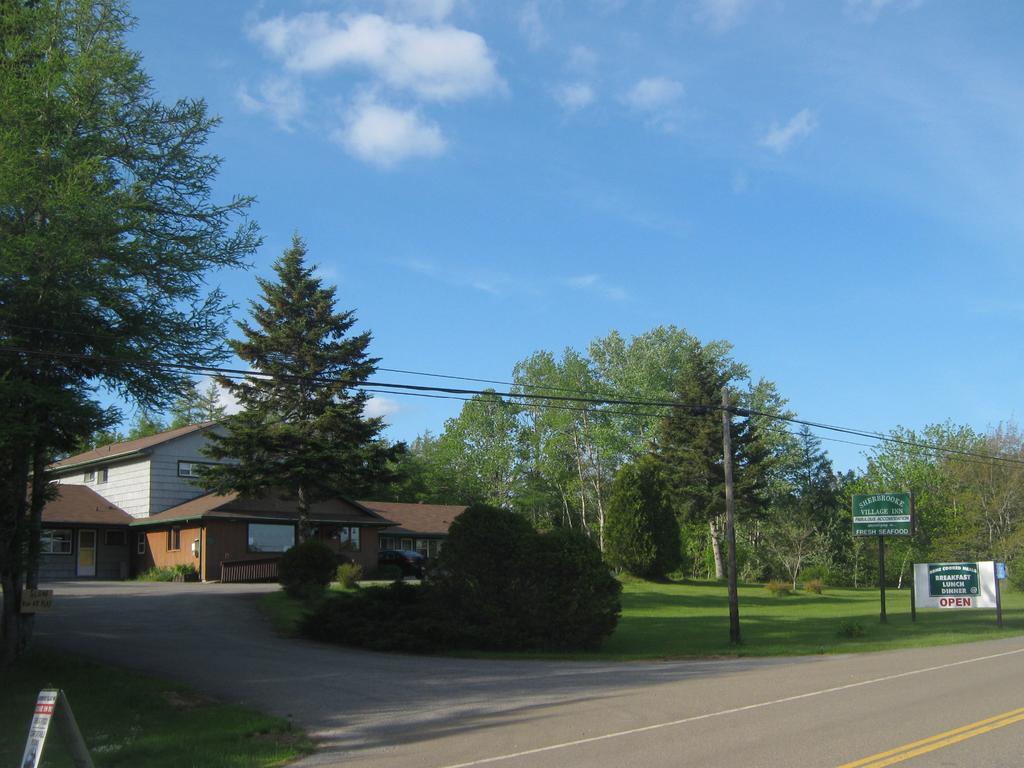 Sherbrooke Village Inn 외부 사진