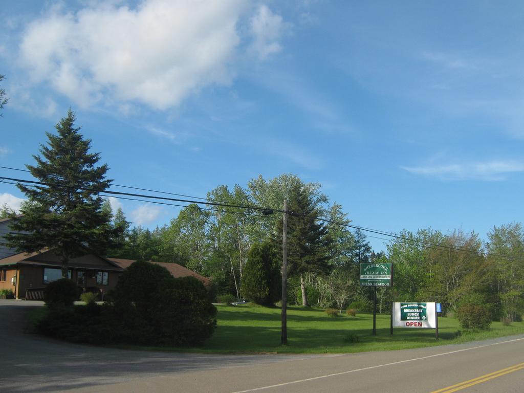 Sherbrooke Village Inn 외부 사진
